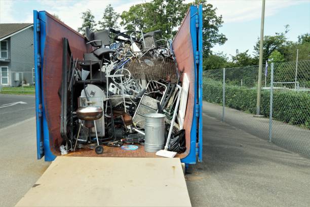 Best Estate Cleanout Services  in Biloxi, MS